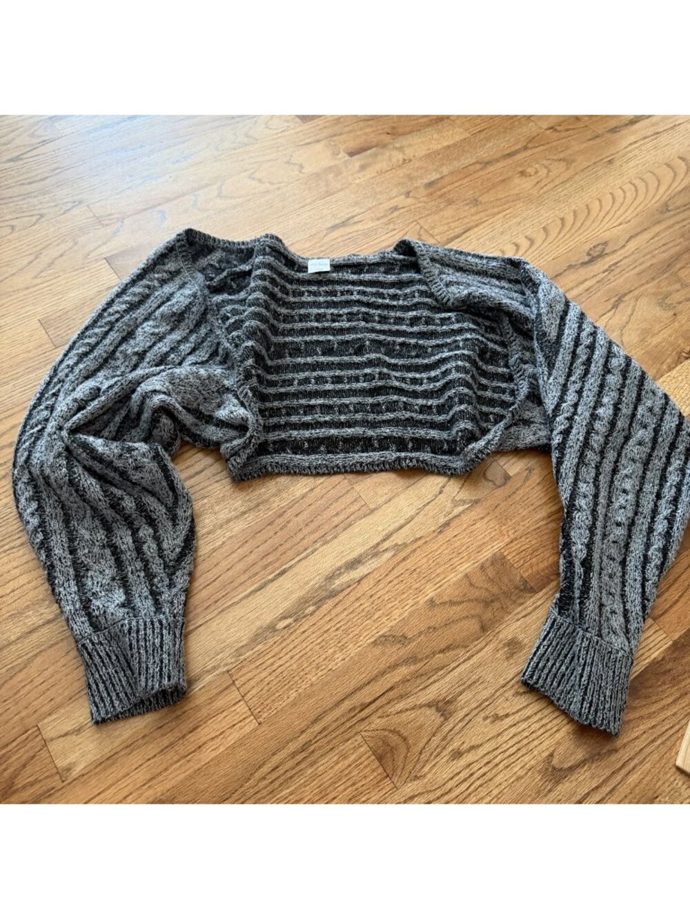 Wild Fable Womens Large Cropped Knit Sweater